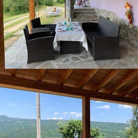 Villa La Casa Sulla Collina à Varsi Extérieur photo